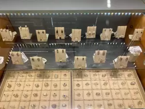 Фотография Золото LUX 1